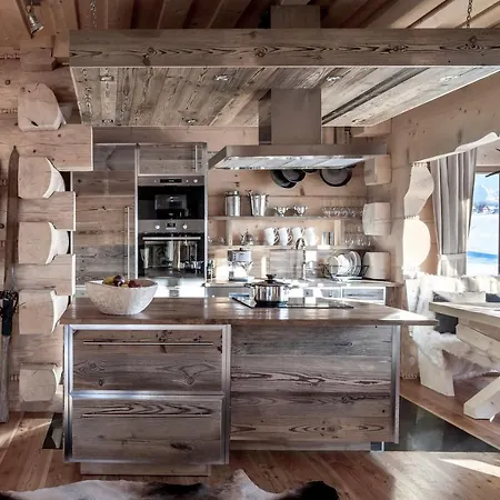 Luxury Gorsky Chalet *
